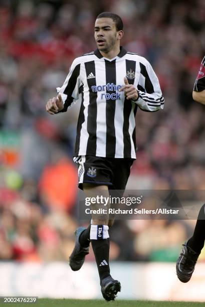 December 19: Kieron Dyer of Newcastle United running during the Premier League match between Liverpool and Newcastle United at Anfield on December...