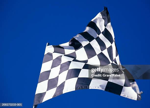 race flag - drapeau à damiers photos et images de collection