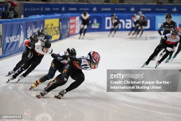 Park Ji Won of Korea competes for Team Korea in Men's 5000m Relay Final A race during the ISU World Cup Short Track at Joynext Arena on February 11,...