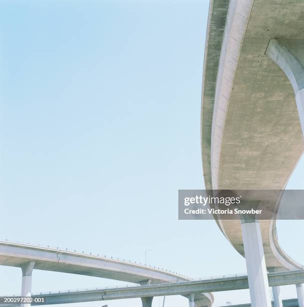 Freeway Low View Highway Road Angle Photos and Premium High Res Pictures - Getty Images