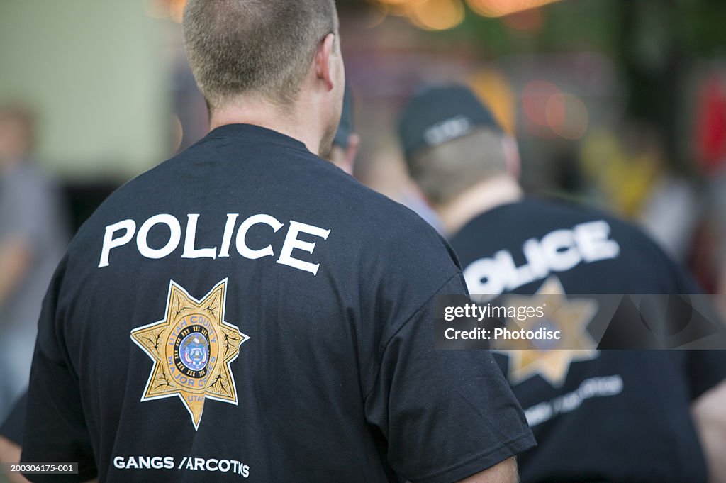 Two gang / narcotics police officers