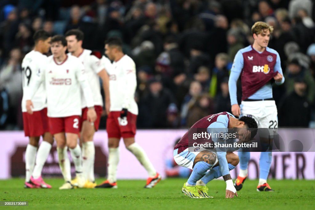 Aston Villa v Manchester United - Premier League