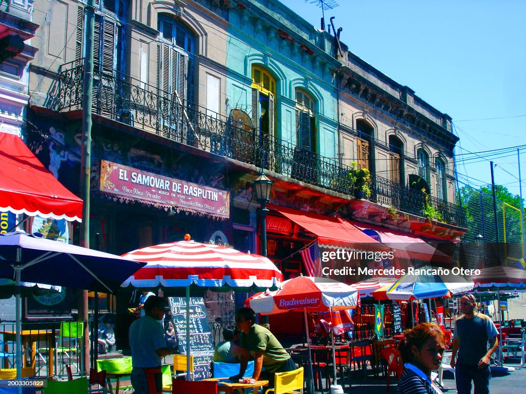 La Boca , Buenos Aires Nachbarschaft , bunte Häuser, Tourismus Argentinien. Fußgängerzone Caminito.