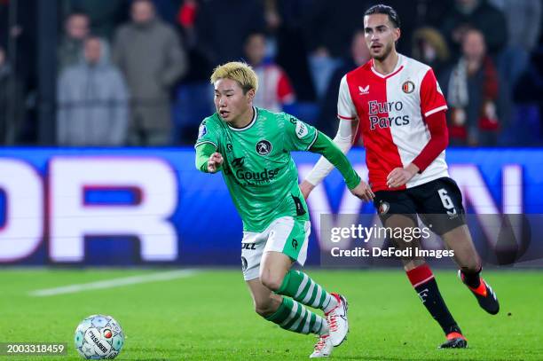 Shunsuke Mito of Sparta Rotterdam Controlls the ball during the Dutch Eredivisie match between Feyenoord and Sparta Rotterdam at Feyenoord Stadium on...