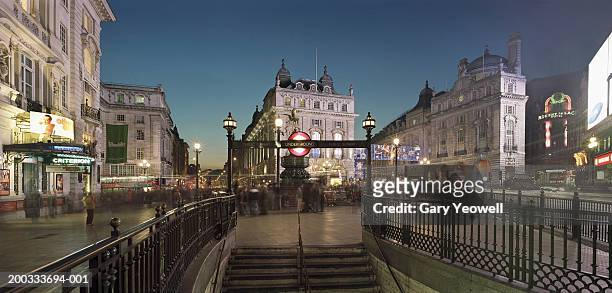 uk, london, piccadilly circus (long exposure) - piccadilly circus stock pictures, royalty-free photos & images