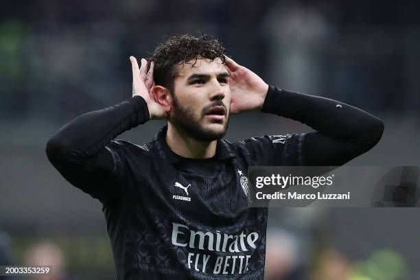 Theo Hernandez of AC Milan celebrates scoring his team's first goal during the Serie A TIM match between AC Milan and SSC Napoli at Stadio Giuseppe...