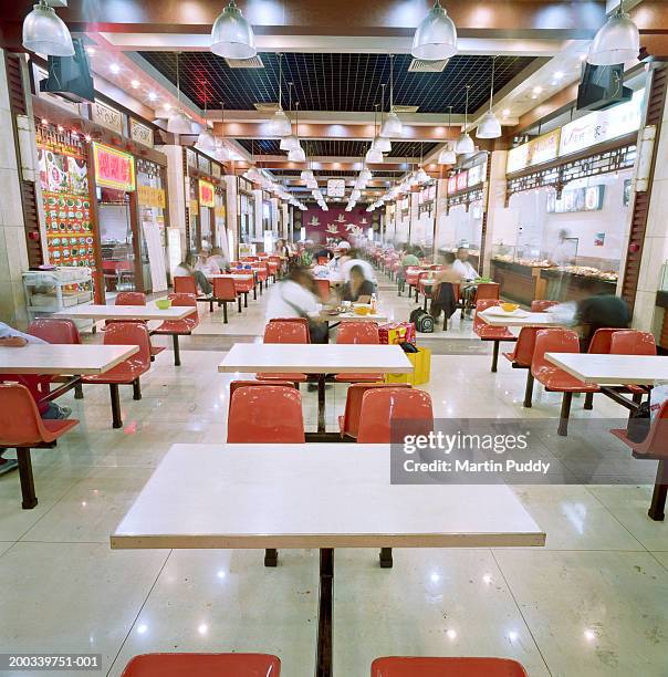 china, beijing, beijing train station, fast food restaurant (blurred) - fastfood restaurant table stock-fotos und bilder