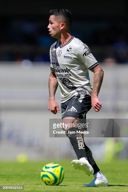 Horacio Carbajal of Puebla controls the ball during the 6th round match between Pumas UNAM and Puebla as part of the Torneo Clausura 2024 Liga MX at...