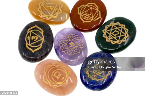 reiki crystals for holistic balancing - wicca stock pictures, royalty-free photos & images