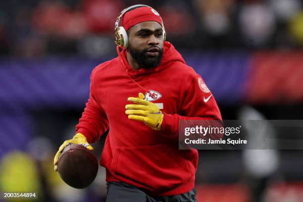 Clyde Edwards-Helaire of the Kansas City Chiefs warms up before Super Bowl LVIII against the San Francisco 49ers at Allegiant Stadium on February 11,...