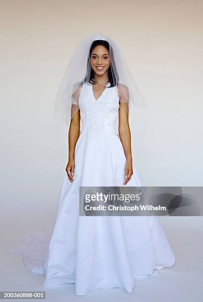 bride smiling, portrait - wedding dress fotografías e imágenes de stock