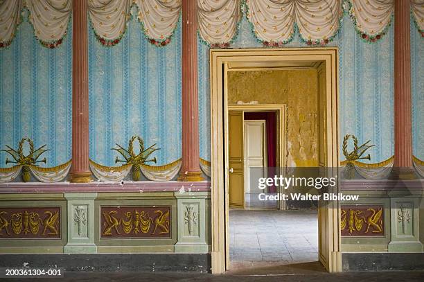 italy, sicily, noto, palazzo nicolaci di villadorata interior - noto sicily stock pictures, royalty-free photos & images