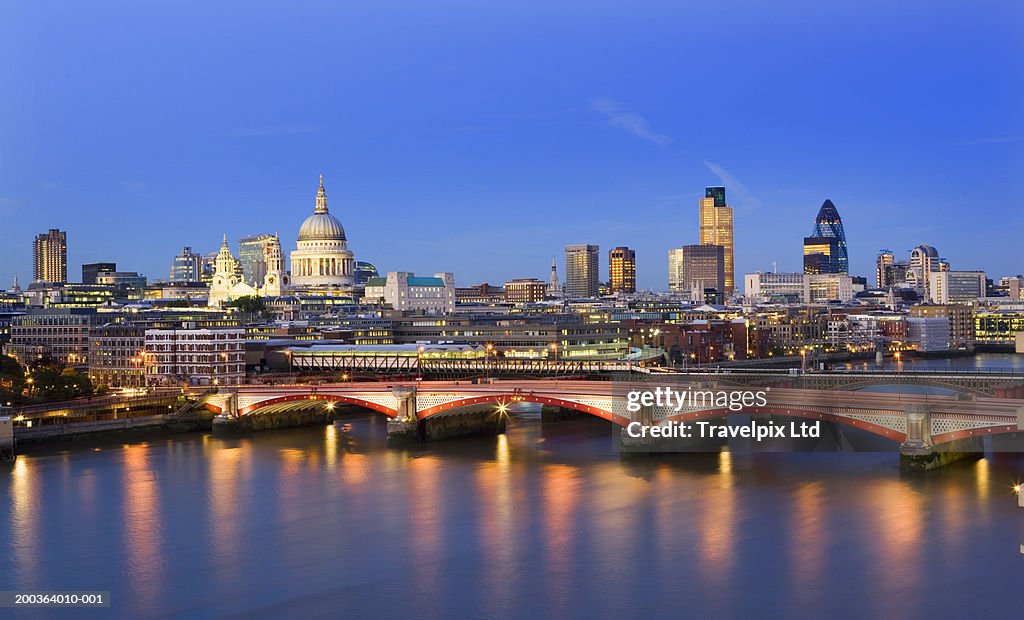 England, London, skyline with Saint Paul's Cathedral, dusk