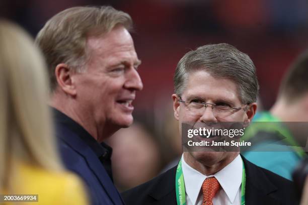 Clark Hunt of the Kansas City Chiefs speaks with Commissioner Roger Goodell prior to Super Bowl LVIII against the San Francisco 49ers at Allegiant...