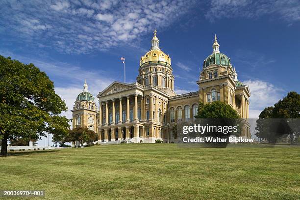 usa, iowa, des moines, state capitol - des moines capitol stock pictures, royalty-free photos & images