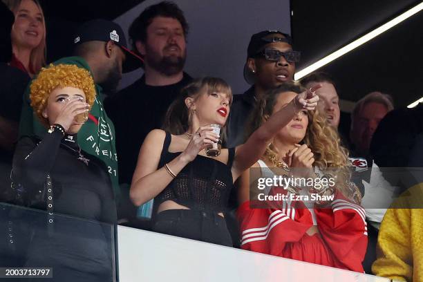 Chiets Rapper 2,616 Taylor Shaw Stock Photos, High-Res Pictures, and Images - Getty ...