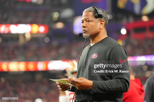 Super Bowl LVIII: San Francisco 49ers defensive coordinator Steve Wilks looks on vs Kansas City Chiefs at Allegiant Stadium. Las Vegas, NV 2/11/2024...