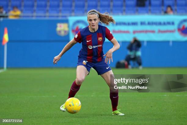 Irene Paredes is playing in the match between FC Barcelona and Levante UD for week 14 of the Liga F at the Johan Cruyff Stadium in Barcelona, Spain,...