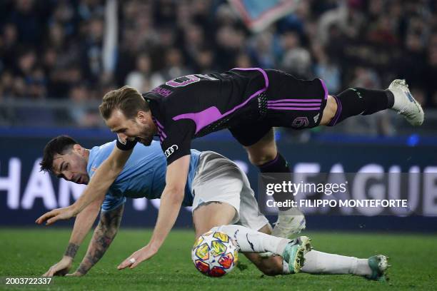 Lazio's Italian defender Alessio Romagnoli fights for the ball with Bayern Munich's English forward Harry Kane during the UEFA Champions League last...