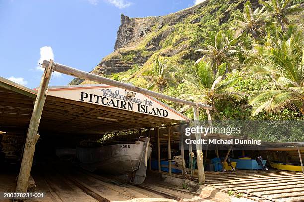 pacific island, pitcairn island, boatyard, low angle view - pitcairnöarna bildbanksfoton och bilder