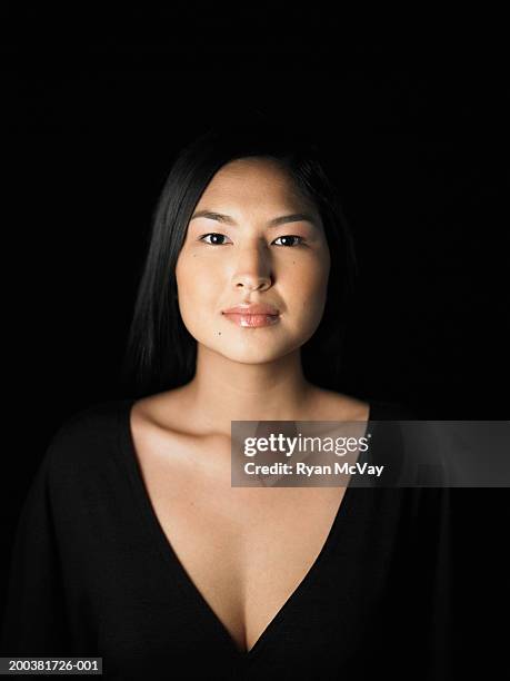 young woman, portrait - female décolletage stock pictures, royalty-free photos & images
