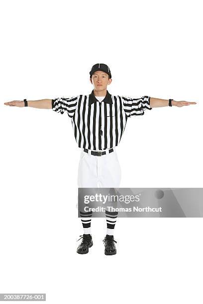 Man Ref Referee Hat Photos and Premium High Res Pictures - Getty Images