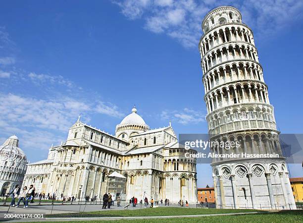 italy, tuscany, leaning tower of pisa, cathedral santa maria assunta - ピサ ストックフォトと画像