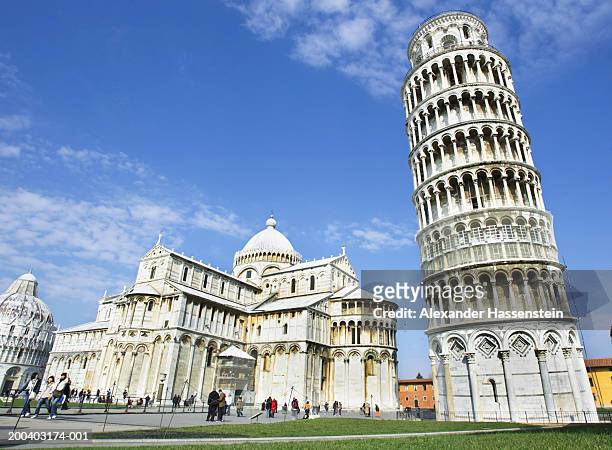 italy, tuscany, leaning tower of pisa, cathedral santa maria assunta - pisa tower stock pictures, royalty-free photos & images