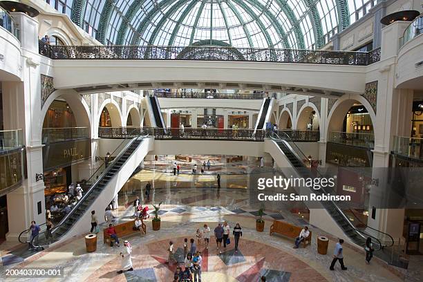 united arab emirates, dubai, people in emirates shopping mall - wt1 stock pictures, royalty-free photos & images