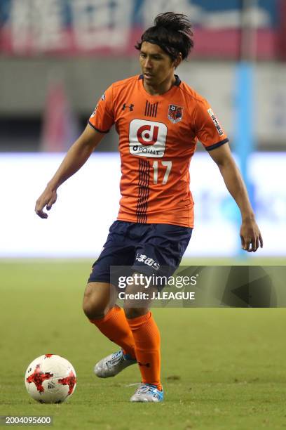 Shigeru Yokotani of Omiya Ardija in action during the J.League J1 match between Sagan Tosu and Omiya Ardija at Best Amenity Stadium on August 19,...