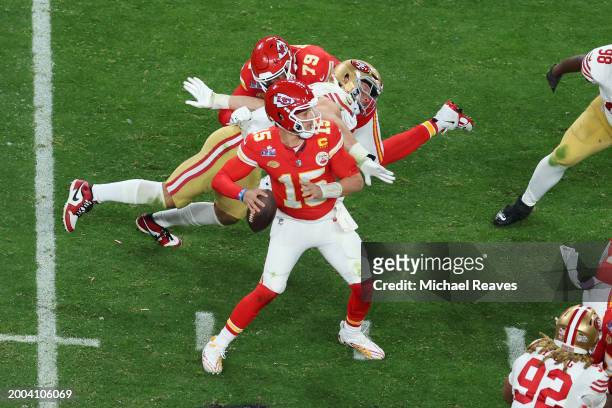 Patrick Mahomes of the Kansas City Chiefs throws the ball in the fourth quarter against the San Francisco 49ers during Super Bowl LVIII at Allegiant...