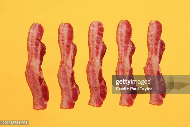 strips of bacon - speck stock-fotos und bilder