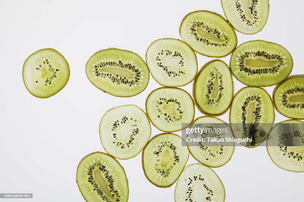 Kiwi slices, cross-section