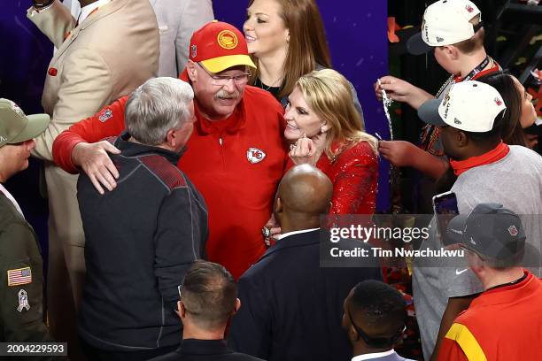 Head coach Andy Reid of the Kansas City Chiefs celebrates with wife Tammy Reid after defeating the San Francisco 49ers 25-22 during Super Bowl LVIII...