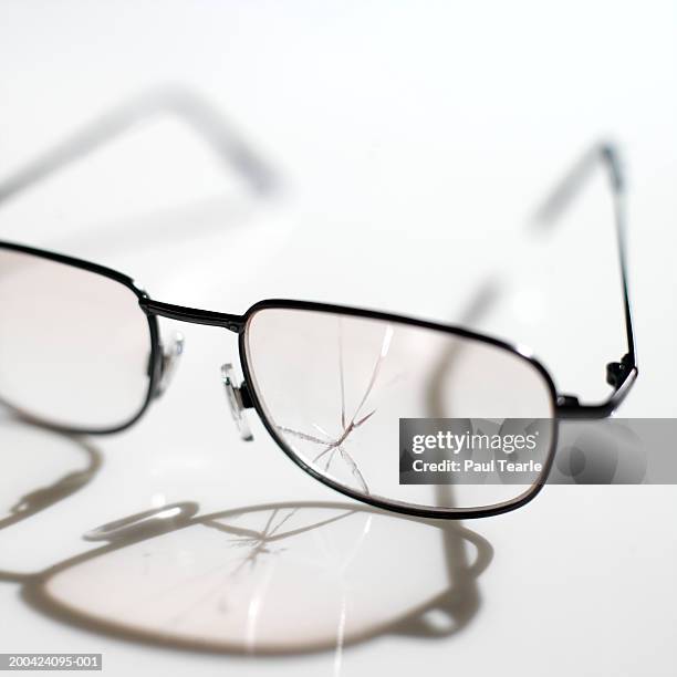 Break Spectacles 1,328 Broken Eyeglass Stock Photos, High-Res Pictures, and Images ...