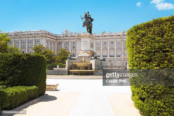 spain, madrid, plaza de oriente - madrid stock pictures, royalty-free photos & images