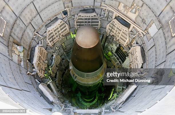 usa, arizona, titan nuclear intercontinental ballistic missile in silo - ballistic stock-fotos und bilder