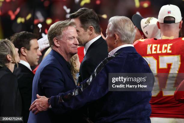 Commissioner Roger Goodell talks with NFL Hall-of-Famer John Elway after the Kansas City Chiefs defeated the San Francisco 49ers 25-22 during Super...