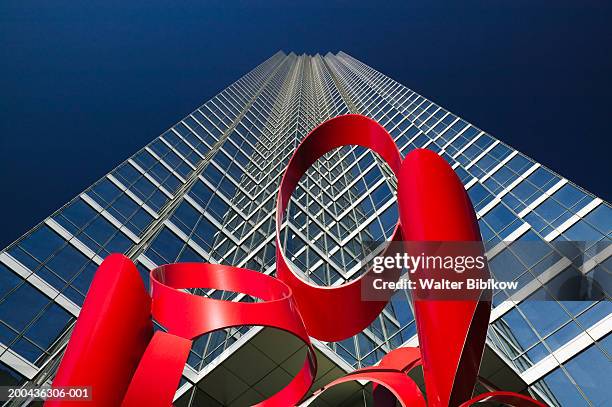 usa, texas, dallas, bank of america tower, low angle view - 2000s style photos et images de collection