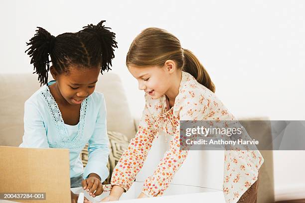 Open Large Box Opening A Large Box Photos and Premium High Res Pictures - Getty Images