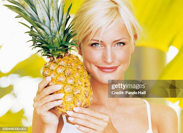 Pando Hall 2,904 Young Woman Pando Hall Stock Photos, High-Res Pictures, and ...
