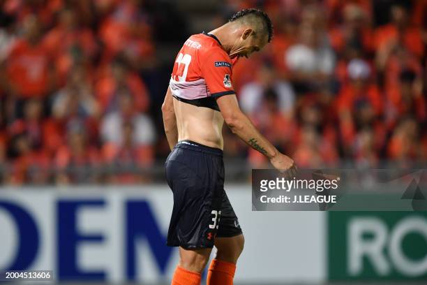 Marcelo Toscano of Omiya Ardija looks dejected after the 1-1 draw in the J.League J1 match between Omiya Ardija and Sanfrecce Hiroshima at NACK5...