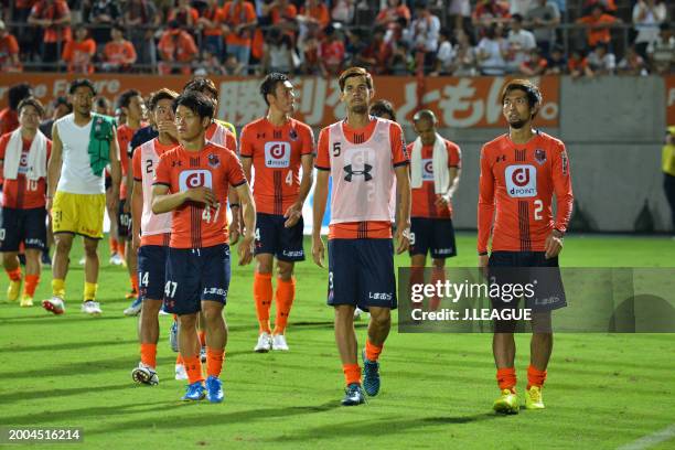 Omiya Ardija players look dejected after the 1-1 draw in the J.League J1 match between Omiya Ardija and Sanfrecce Hiroshima at NACK5 Stadium Omiya on...