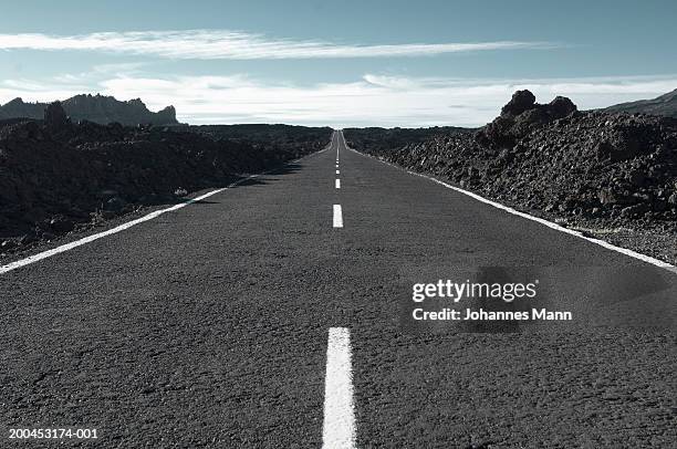 canary islands, tenerife, el teide national park, highway - 長 ストックフォトと画像