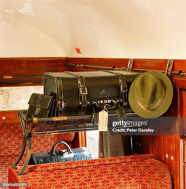 G Train Racks 2.265 Train Rack Stock Photos, High-Res Pictures, and Images - Getty Images