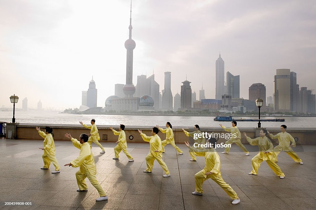 People's Republic of China, Shanghai, Bund, people practicing tai chi