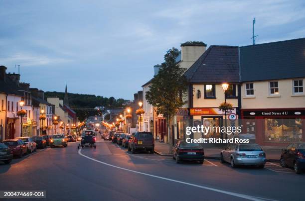 ireland, county mayo, westport, town at dusk - westport county mayo bildbanksfoton och bilder
