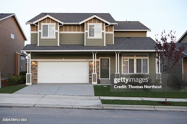 exterior of house, sunset - driveway stock pictures, royalty-free photos & images