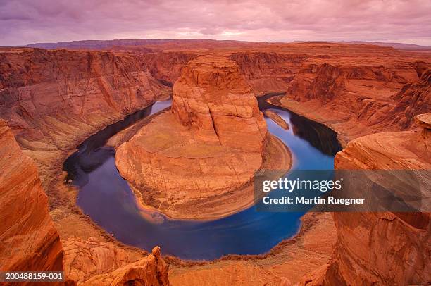 the gorge horseshoe bend - glen canyon stock pictures, royalty-free photos & images