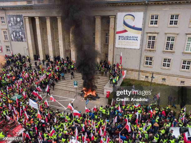 An aerial view of hundred of Polish farmers taking part in a protest against the EU Green Deal and the import of Ukrainian grain in Wroclaw, Poland...